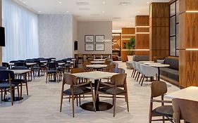 Homewood Suites By Hilton Montreal Downtown